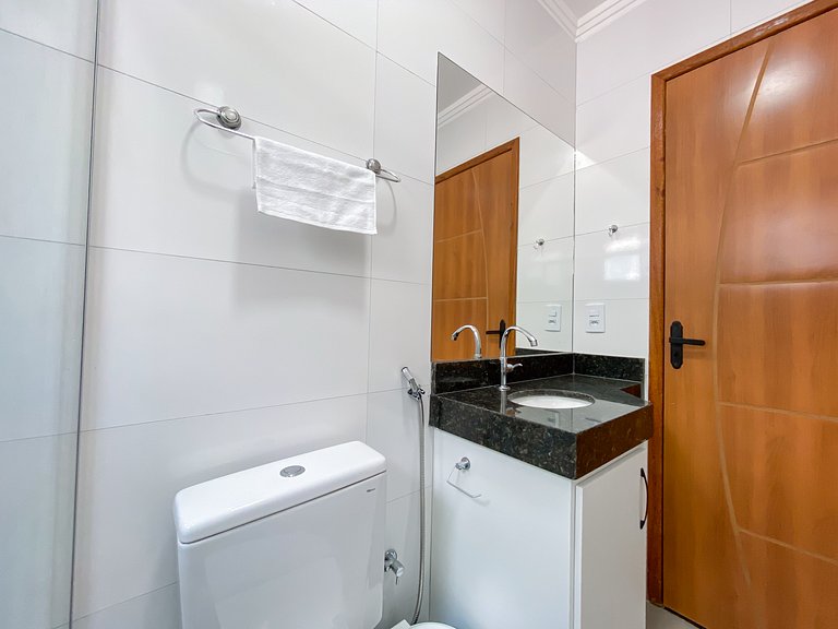 Apto 2 quartos sendo 1 suite excelente localização