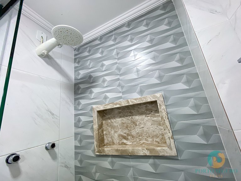 Apartamento a Poucos Metros da Praia de Taperapuã | Piscinas
