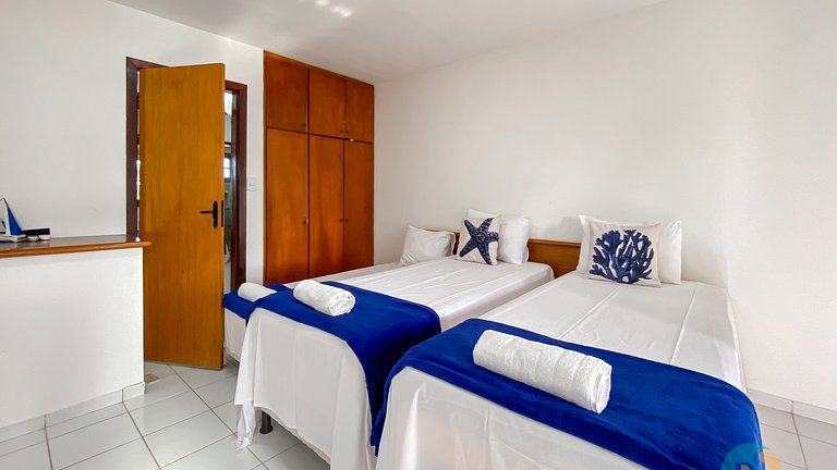 Casa 3 Suítes a poucos metros do Axé Moi  MS34