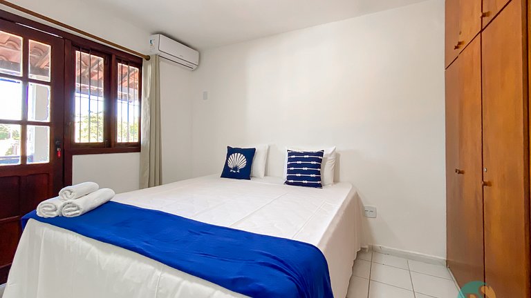 Casa 3 Suítes a poucos metros do Axé Moi  MS34