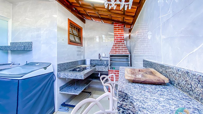 Casa 3 Suítes a poucos metros do Axé Moi  MS34